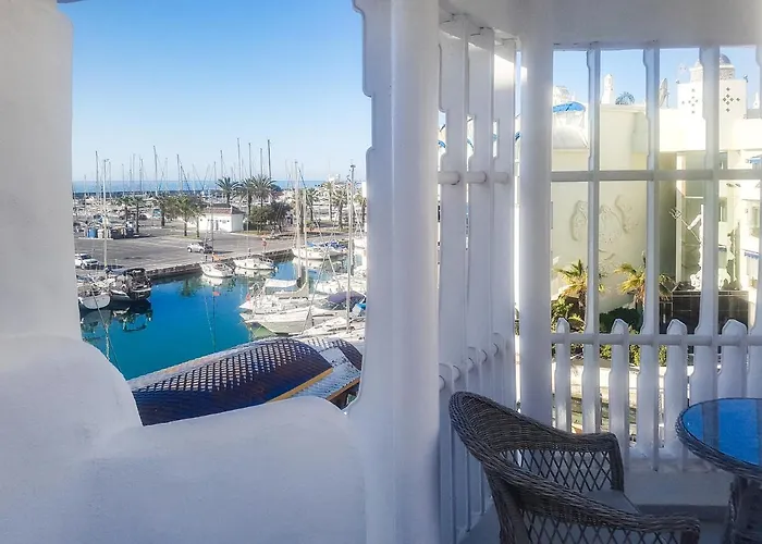 HomelyStay-Benalmadena, Puerto Marina