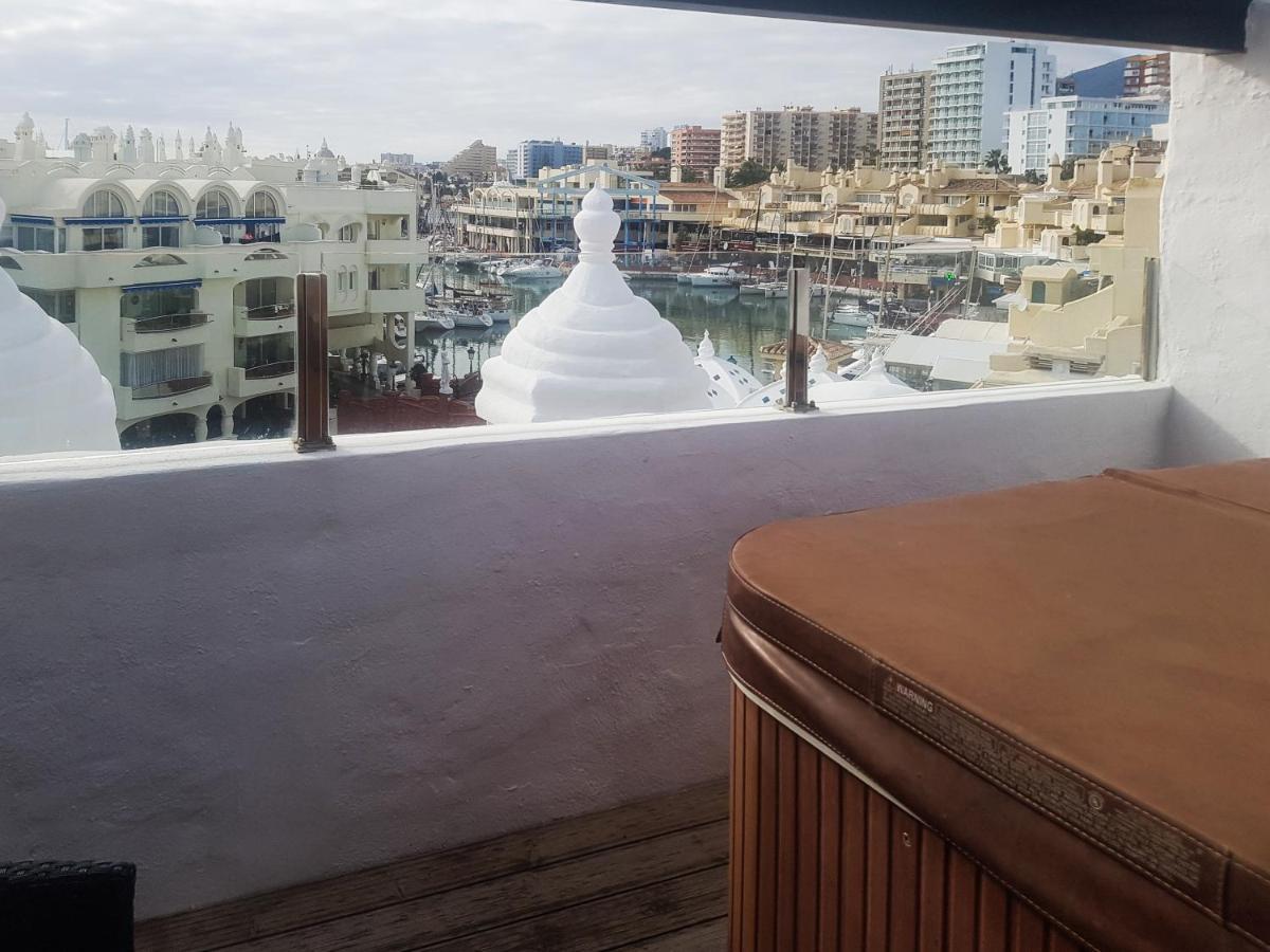 Homelystay-benalmadena, Puerto Marina Apartament Benalmádena